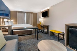 Room & Suite
