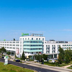 Welcome to Holiday Inn Berlin Airport near Airport BER
