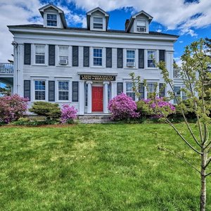 Charming Bed & Breakfast