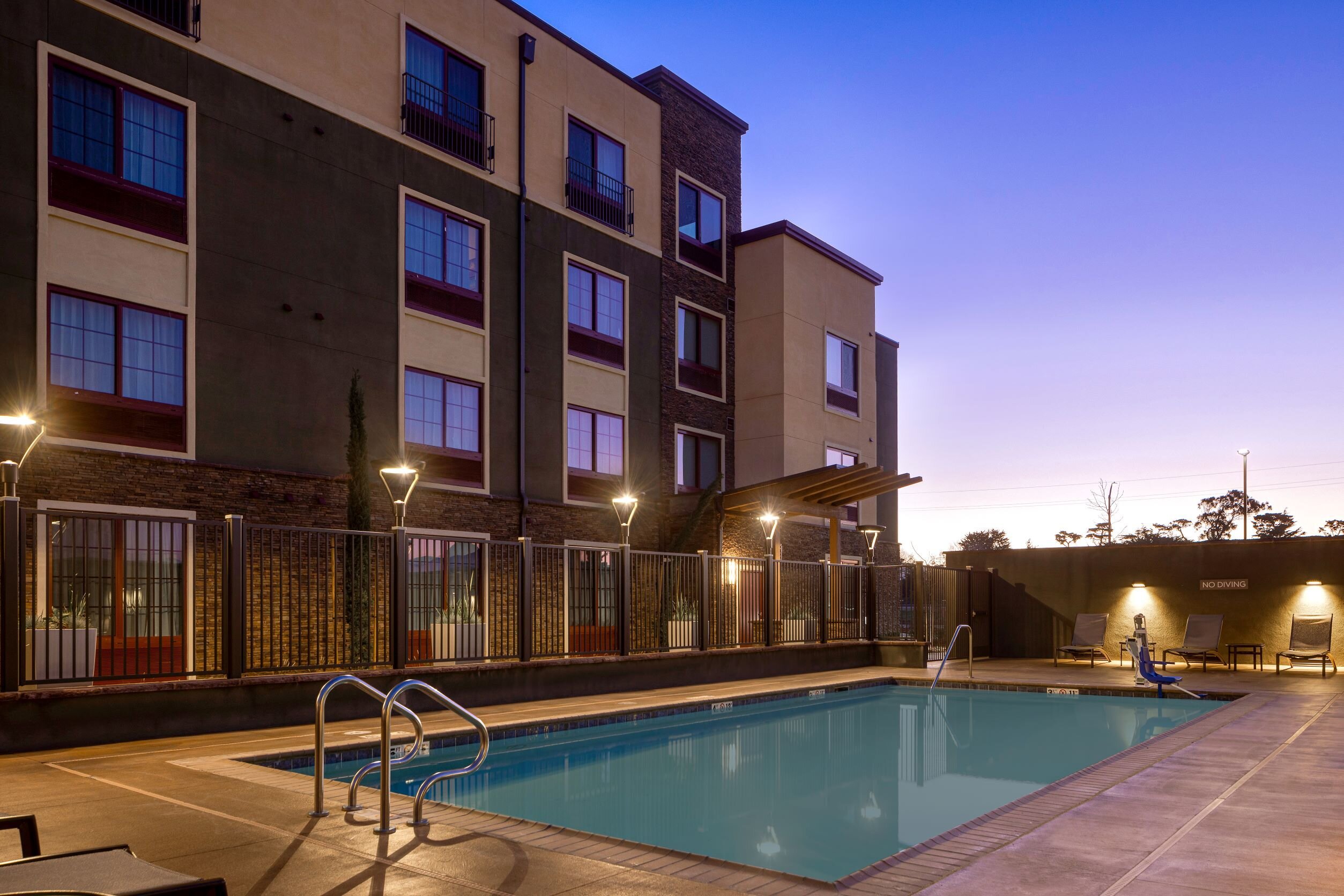 TownePlace Suites San Luis Obispo Pool: Pictures & Reviews - Tripadvisor