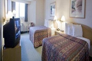 Room & Suite