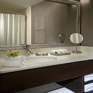 Cambridge Suites - Halifax in Halifax