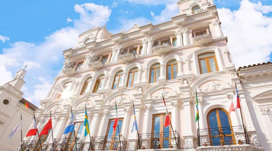 BUILDING HOTEL PLAZA GRANDE