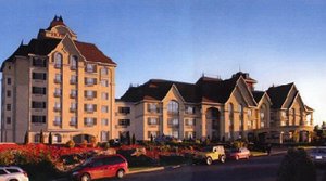 Le St-Martin Hotel & Suites in Laval