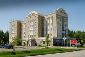 Imperia Hotel & Suites Terrebonne in Terrebonne