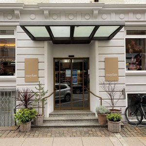 MAIN Hotel front facade
