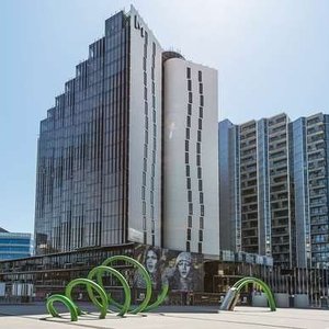 Peppers Docklands Exterior