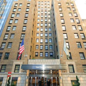 Front Full Hotel