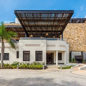 Exterior Picture