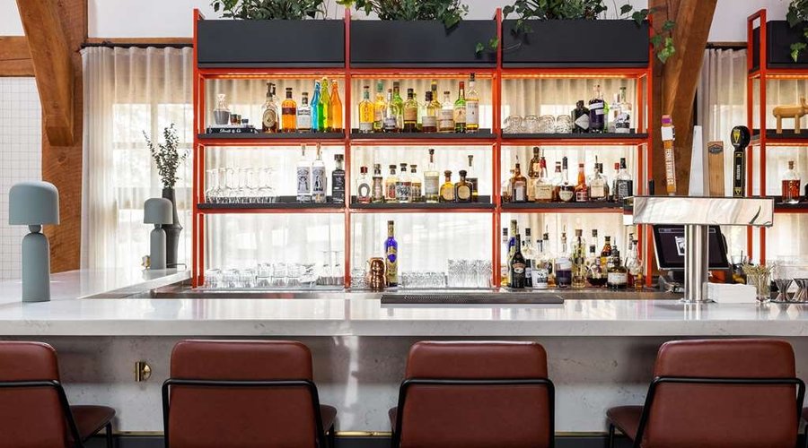 The Prow Bar