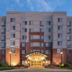 Staybridge Suites Denver International Airport, an IHG Hotel, hotel in Denver