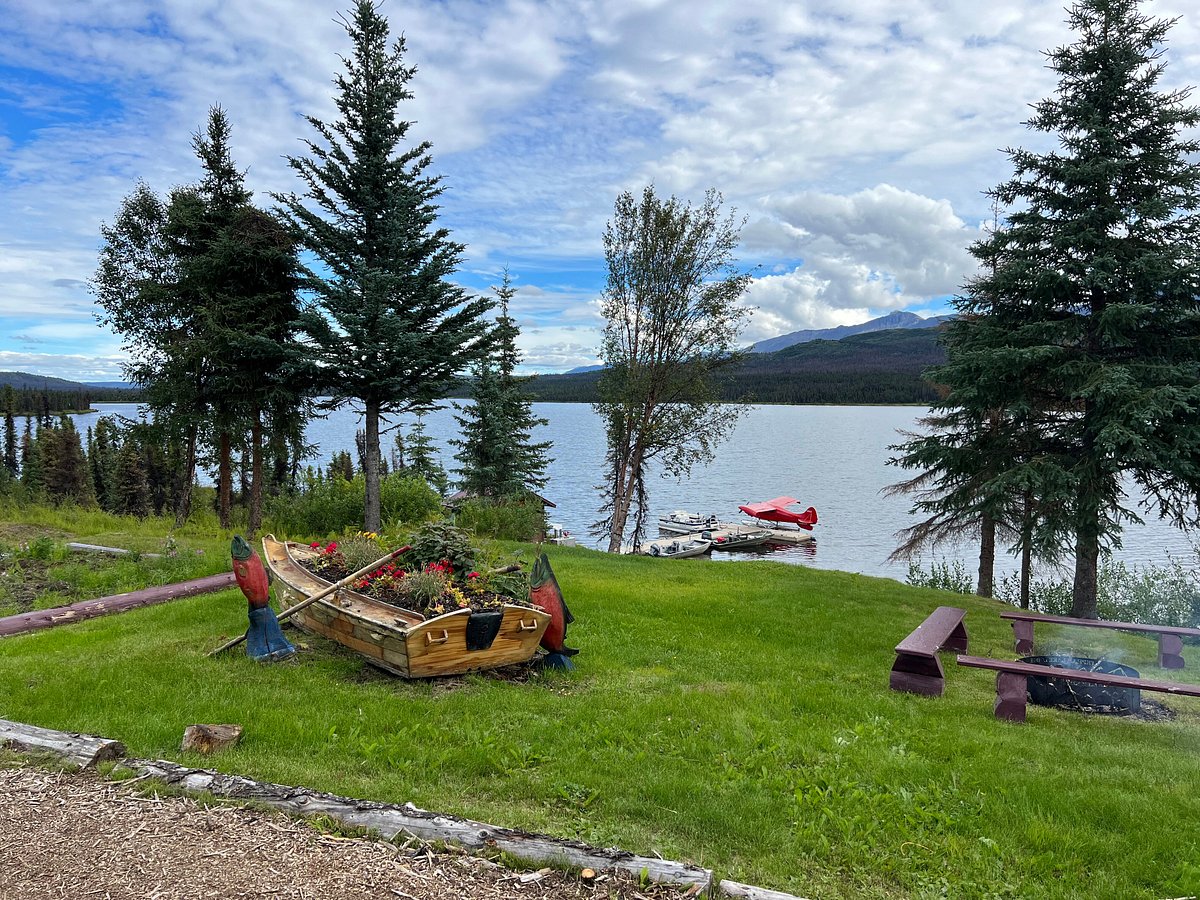 Talkeetna Adventure Lodge Located on Stephan Lake