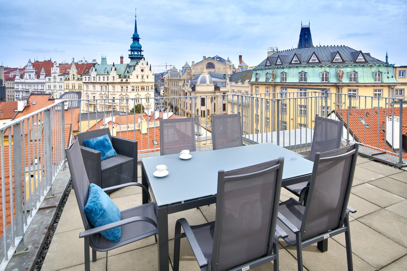 4 ARTS APARTMENTS BY PRAGUE RESIDENCES - Updated 2024 Prices (Czech ...