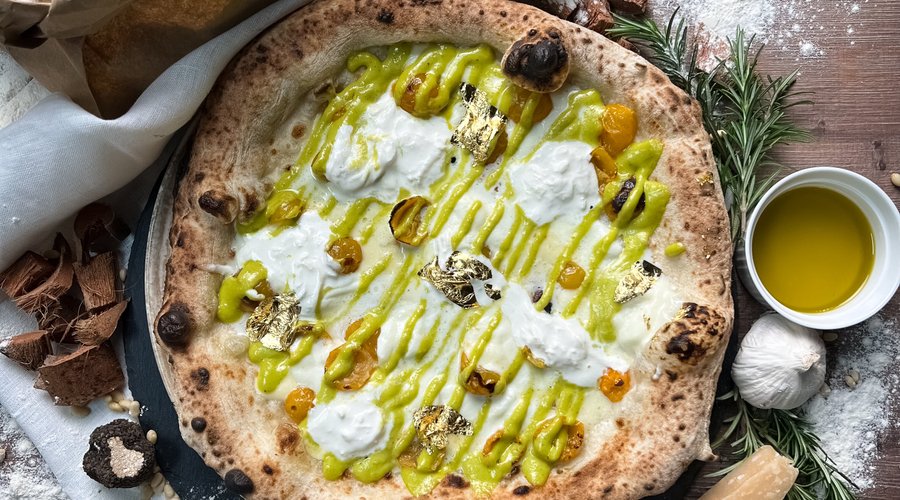 Sunset - Signature Pizza with gold flakes