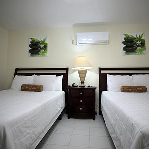 Beach front suite with 2 Queen Bed