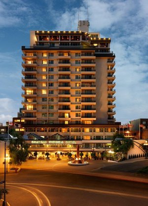 Chateau Victoria Hotel and Suites in Vancouver Island