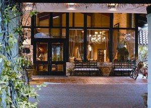 Westlake Village Inn in Westlake Village