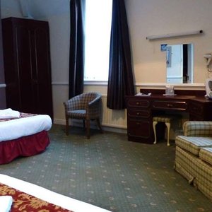county hotel