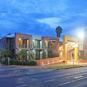 Stay at Alice Springs Hotel accommodation street view AIP