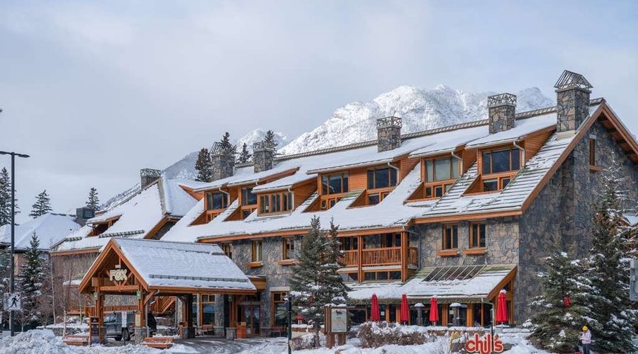 The Fox Hotel and Suites Exterior Winter