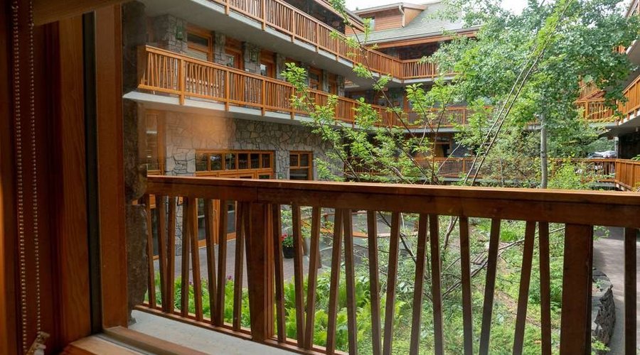 Standard Hotel Room facing Inner Courtyard