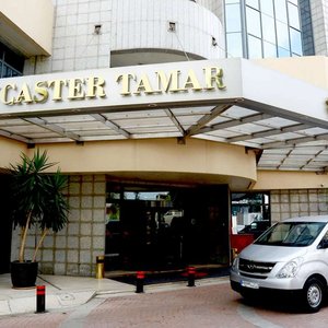 Hotel Outside pickup