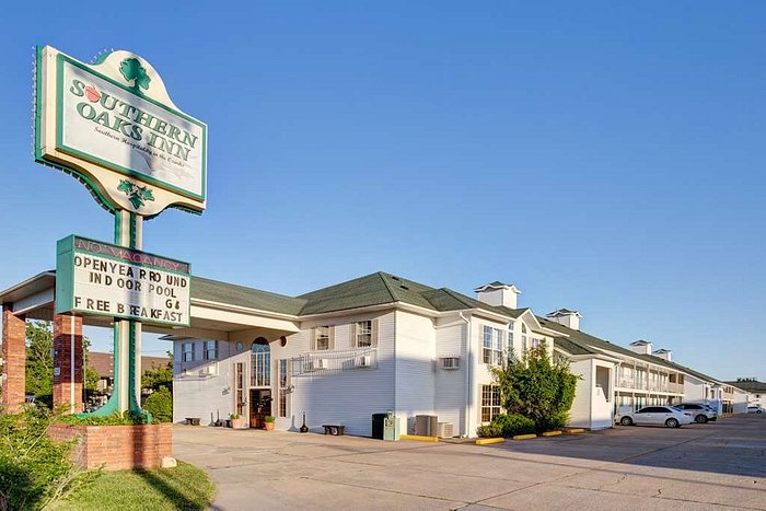 One of the Best Hotels In Branson: Southern Oaks Inn Near IMAX ($70 per night)