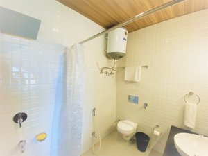 Room & Suite
