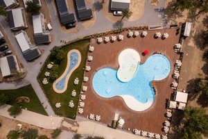 Piscina e spiaggia