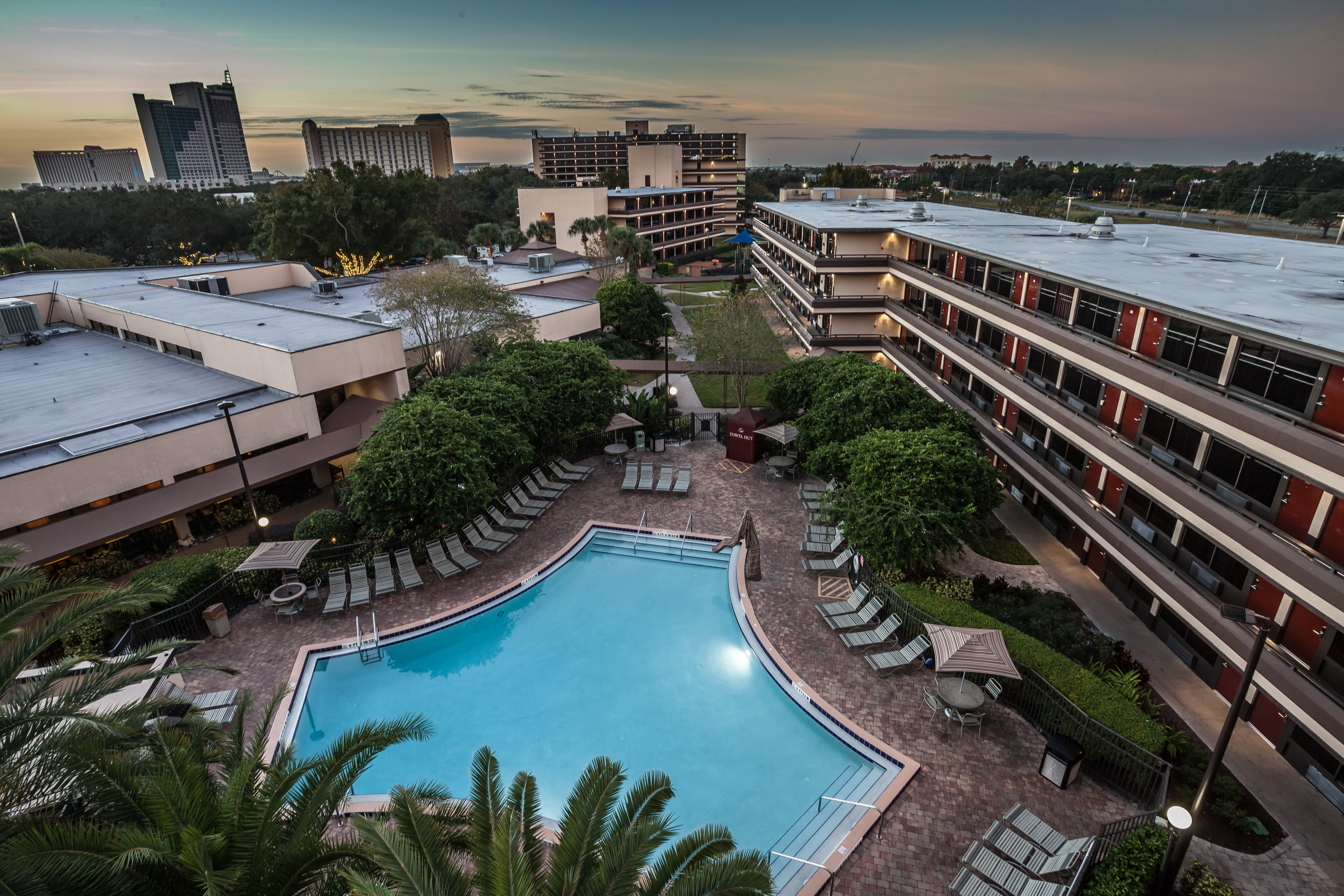 Rosen inn store at pointe orlando