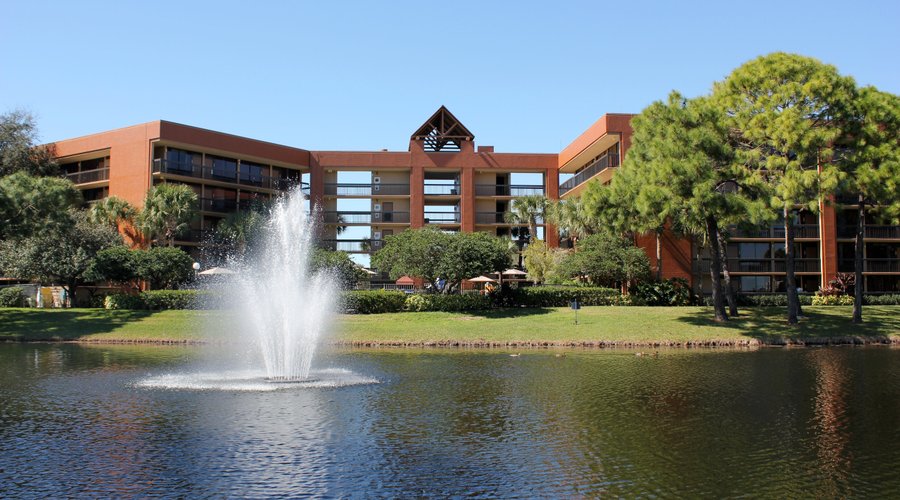 Lake, Building 1000, and Building 2000