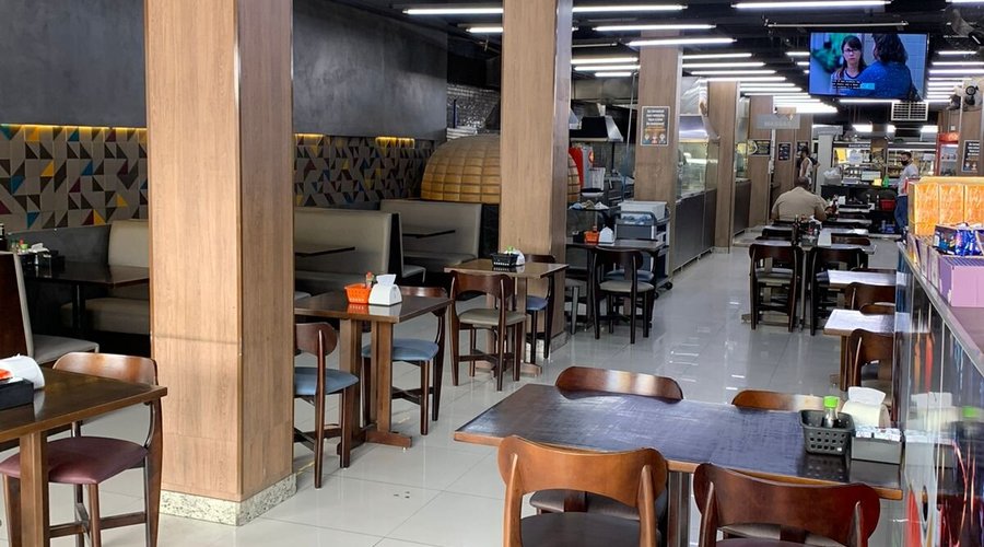 Ambiente grande e arejado