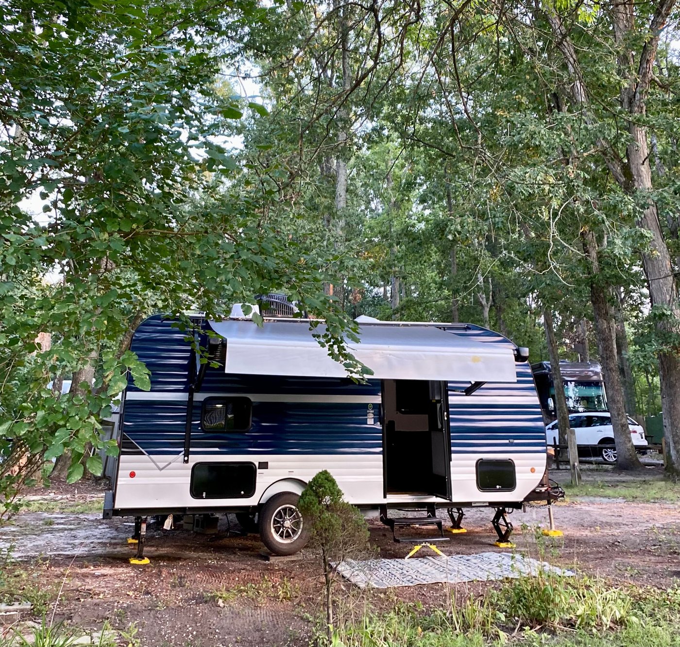 Escape to Serenity: Uncovering the Magic of Lake Kandle Campground, NJ