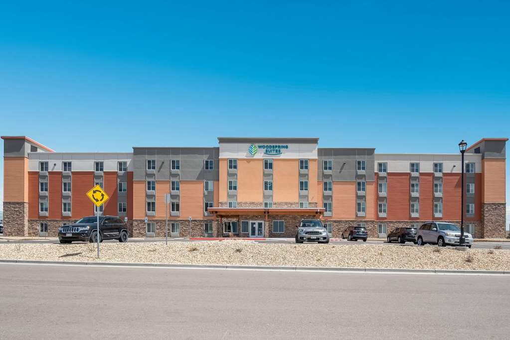 WOODSPRING SUITES COLORADO SPRINGS NORTH AIR FORCE ACADEMY CO 26   Hotel Exterior 