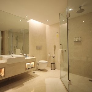 Holiday Inn Mumbai International Airport, an IHG Hotel, hotel in Mumbai