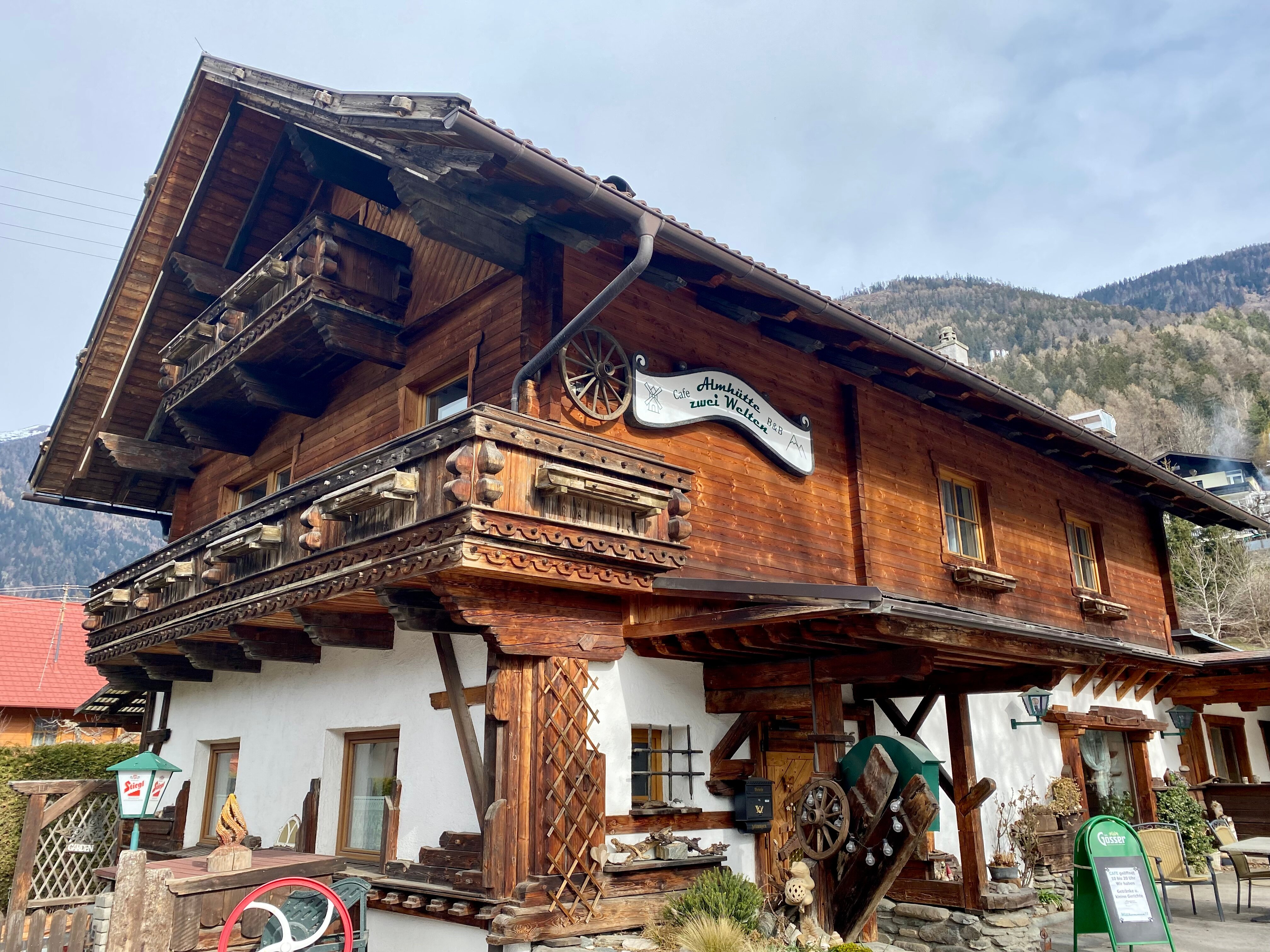 ALMHÜTTE ZWEI WELTEN - Prices & B&B Reviews (Obervellach, Austria)