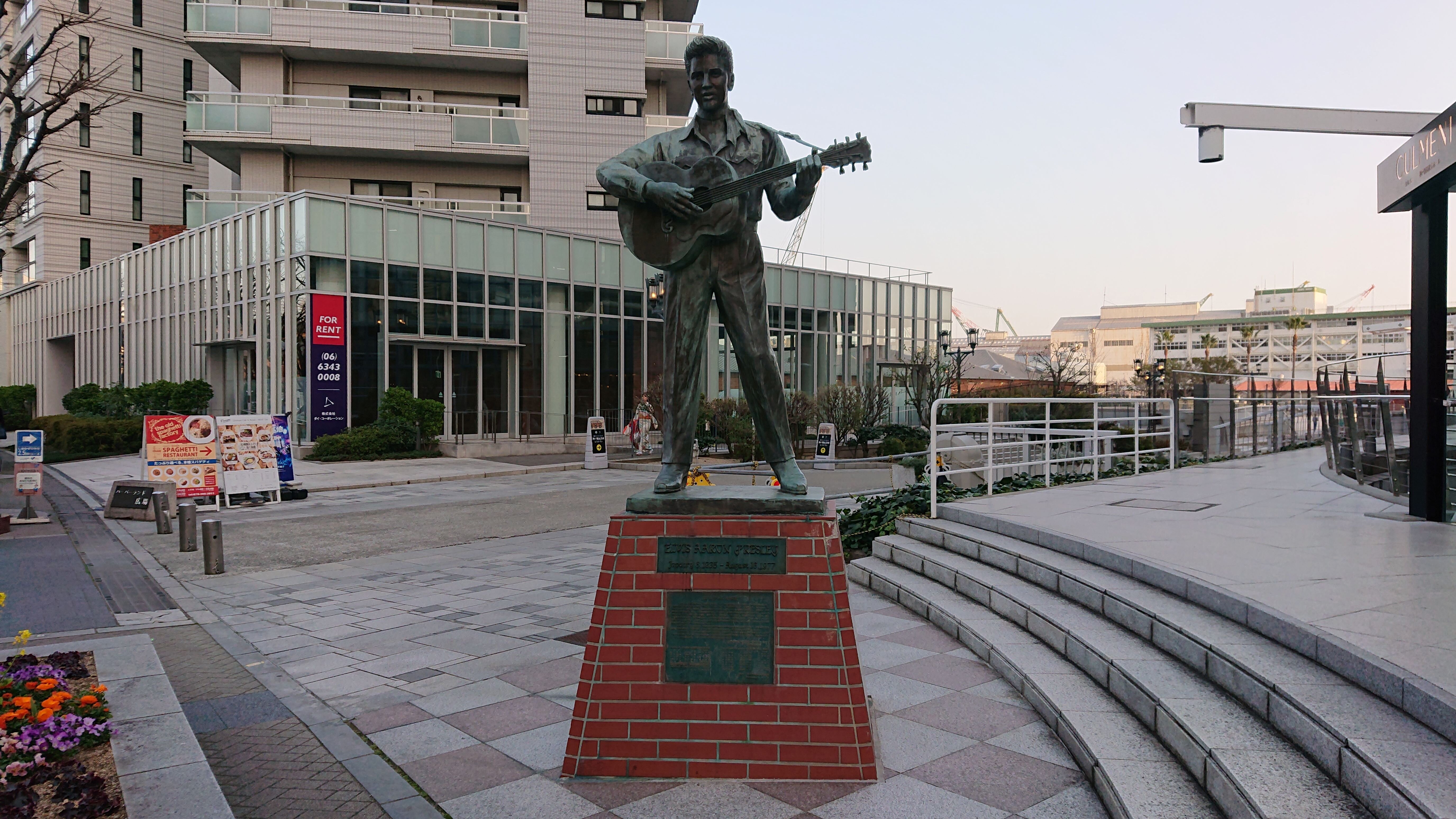 Elvis Presley Statue (2025) - All You Need to Know BEFORE