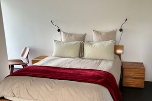 Room & Suite