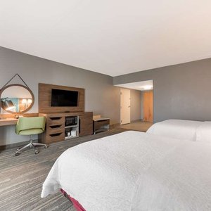 Hampton Inn & Suites Charlotte Airport in Charlotte, image may contain: Hotel, City, Office Building, Condo