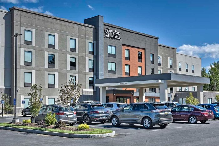 HAMPTON INN & SUITES KEENE $131 ($̶1̶4̶9̶) - Updated 2023 Prices ...