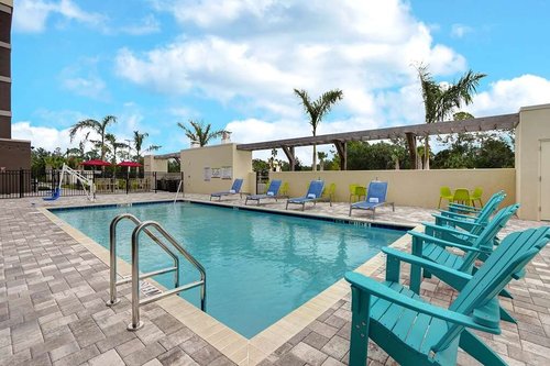 HOME2 SUITES BY HILTON LAKEWOOD RANCH - Updated 2023 Prices & Hotel ...