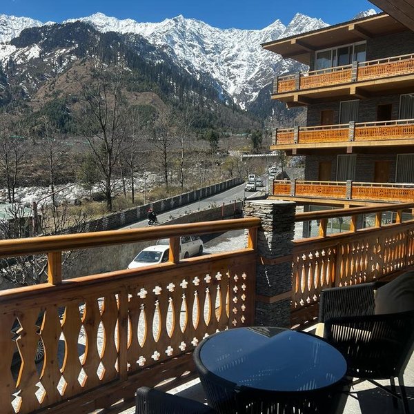 THE 10 CLOSEST Hotels to Pause At Manali