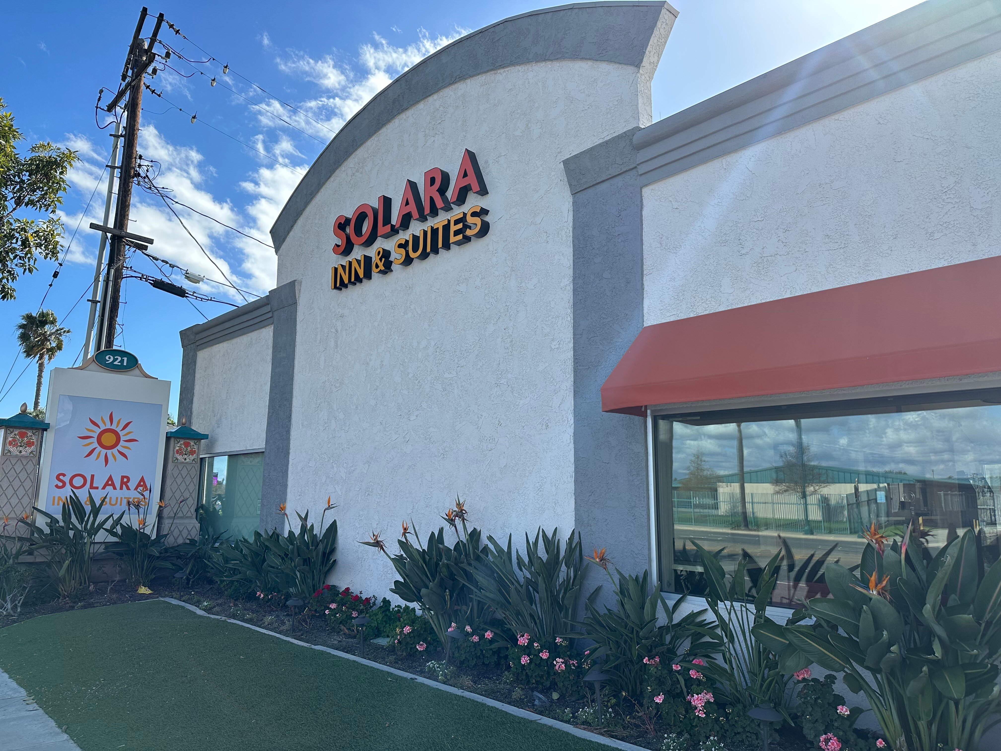 Solara Inn and Suites UPDATED 2024 Anaheim CA