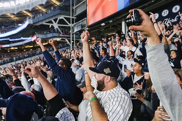 The New York Yankees on Broadway? Alas, poor Yogi, it's a Bronx