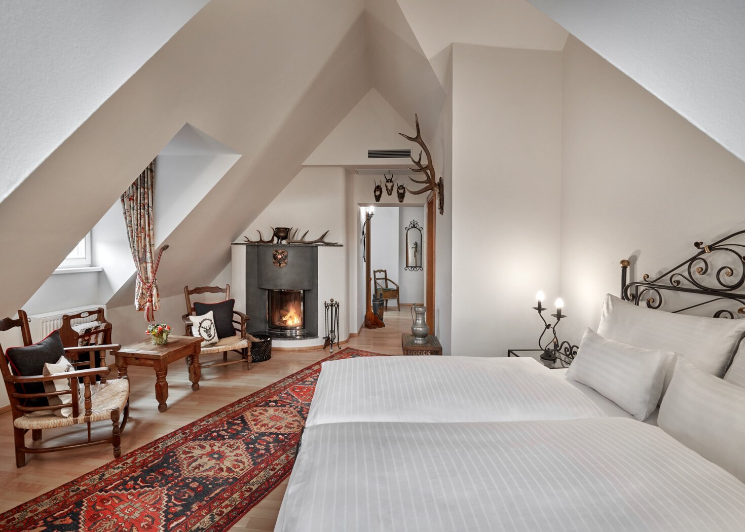 Hotel Schwarzer Adler Innsbruck by Google