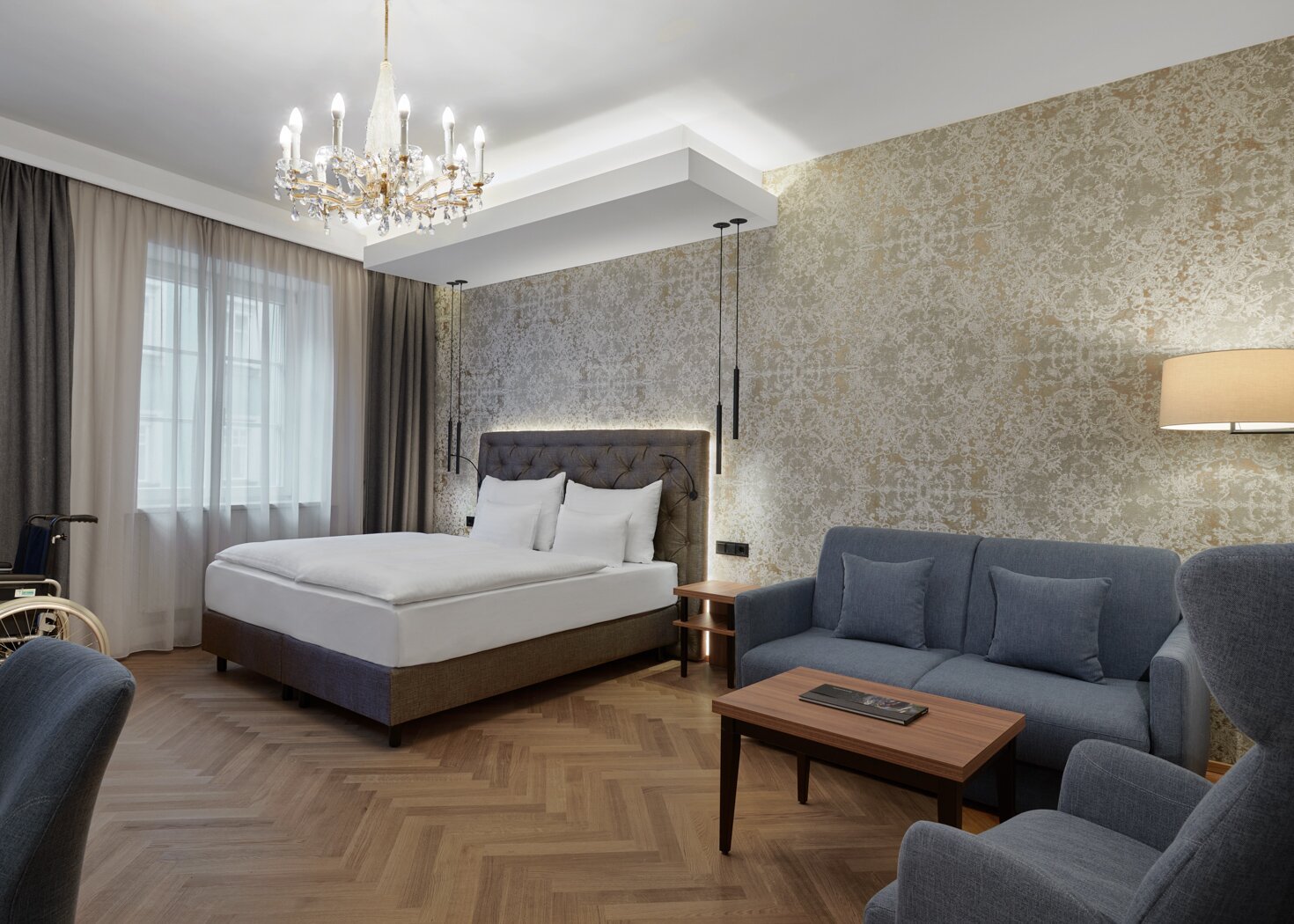 Hotel Schwarzer Adler Innsbruck by Google