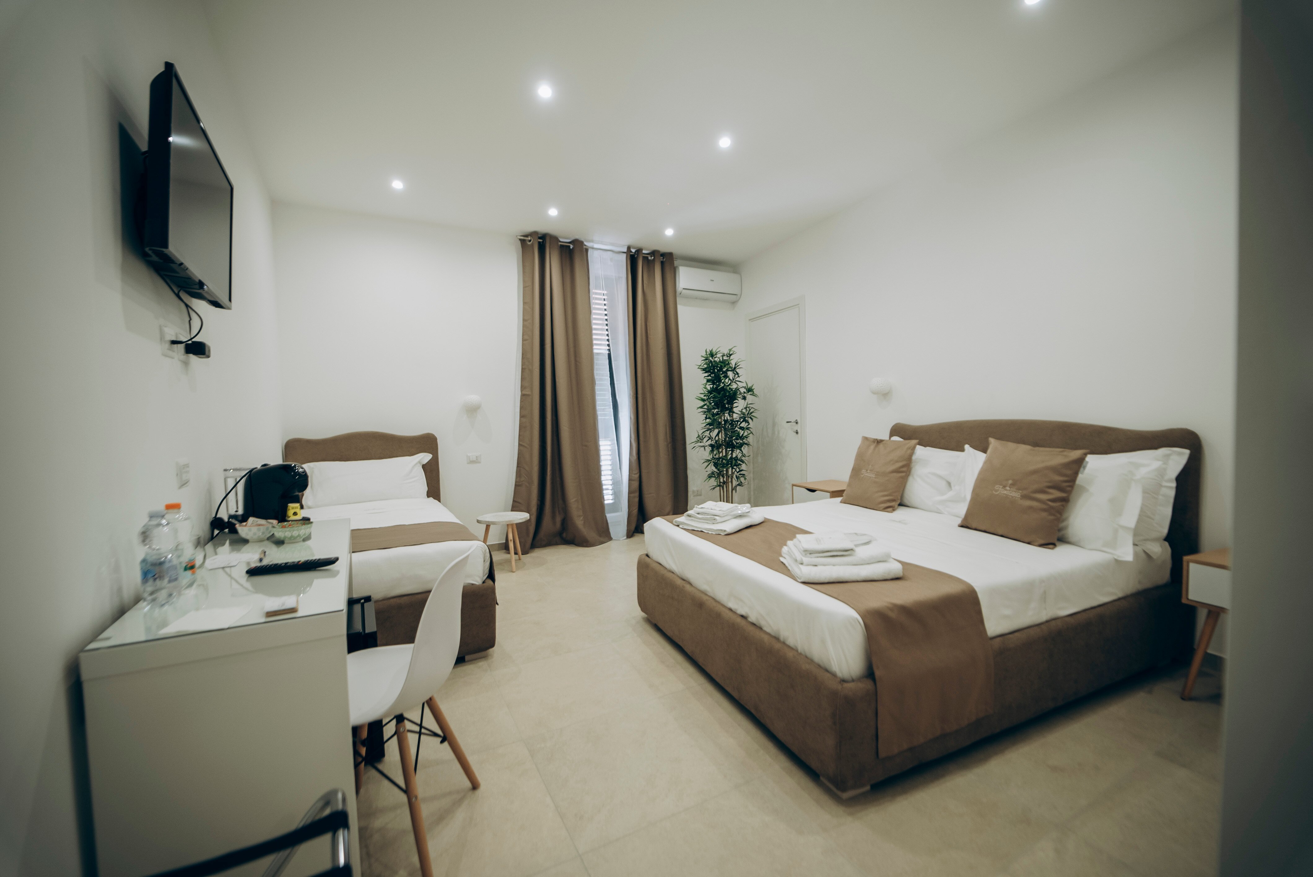 DIMORA FANTASIA CHARME B&B (Bari, Italië) - Foto's, Reviews En ...