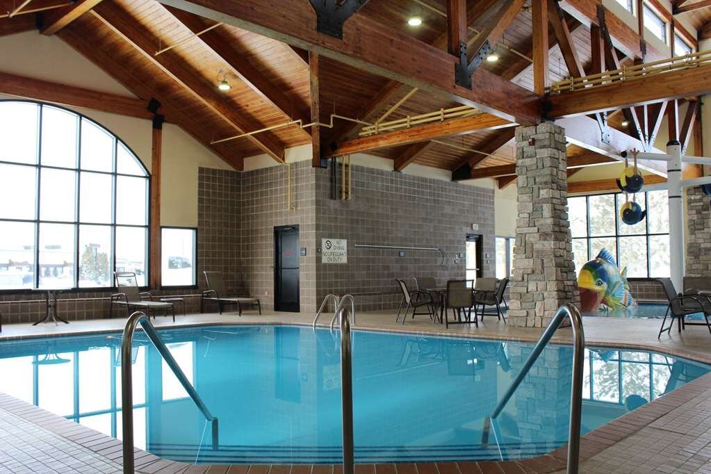 HAMPTON INN & SUITES BEMIDJI $112 ($̶1̶3̶4̶) - Prices & Hotel Reviews - MN