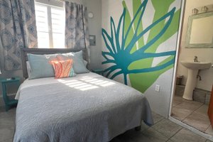 Room & Suite