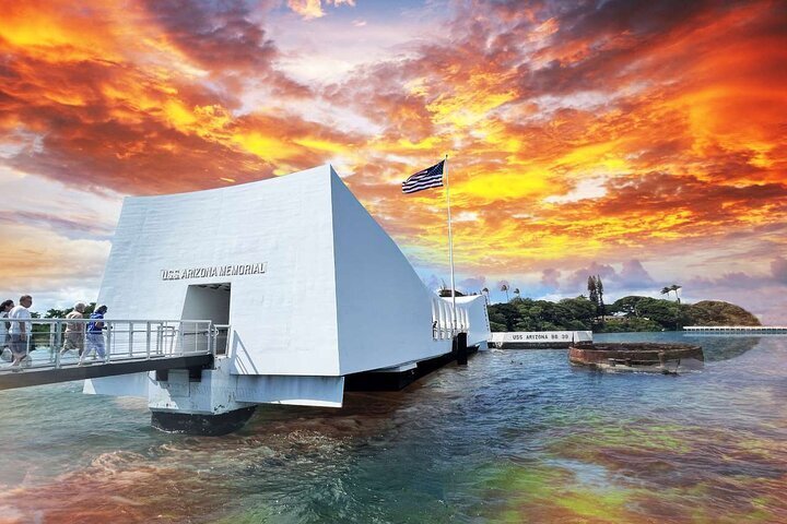 2024 Deluxe Pearl Harbor, Arizona Memorial, and Visitor Center Tour